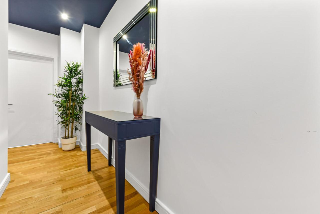 Spacious Contemporary 2 Bed Flat, Central Лондон Екстер'єр фото